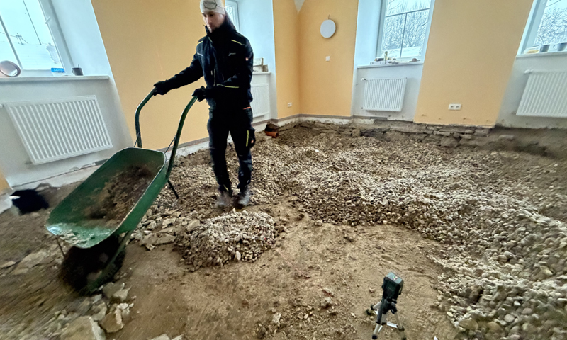 Plošná instalace tvarovek Iglú v místnosti