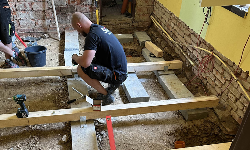 Zamezení vlhkosti pod podlahou pomocí cirkulace vzduchu